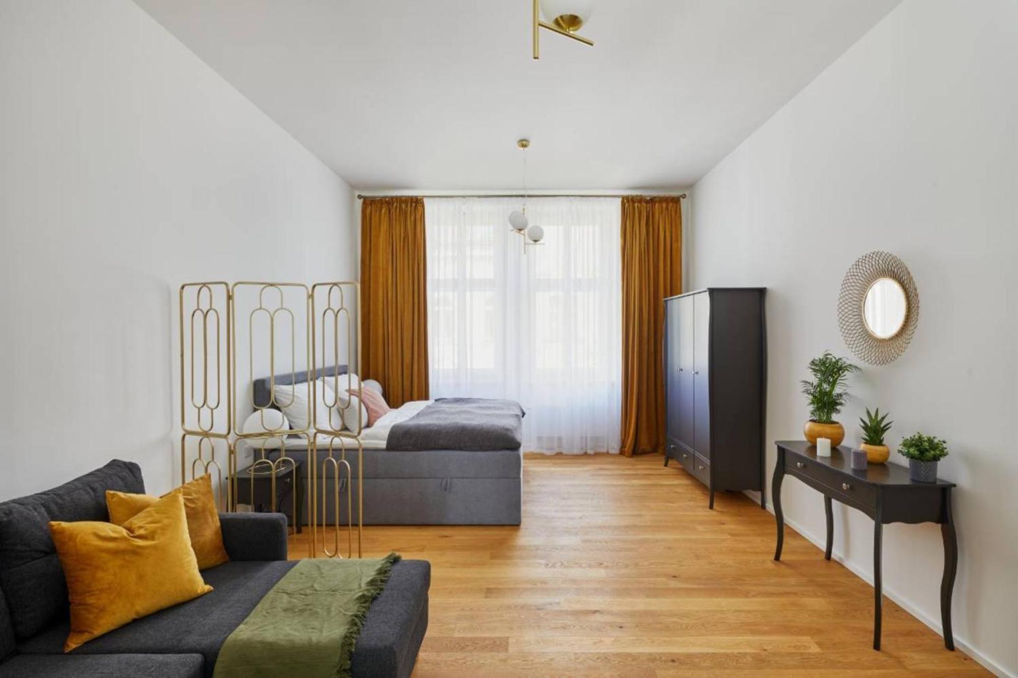 Apartment Modern & Elegant, 3 Min Of Wenceslas Square