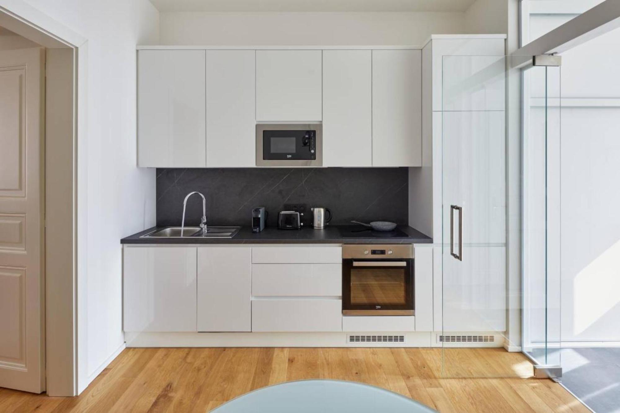 Apartment Modern & Elegant, 3 Min Of Wenceslas Square *